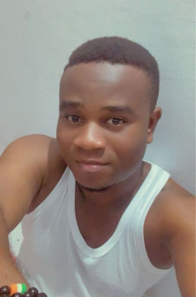 Angemichelkonan, 26, Abidjan