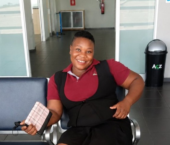 mili, 34, Harare