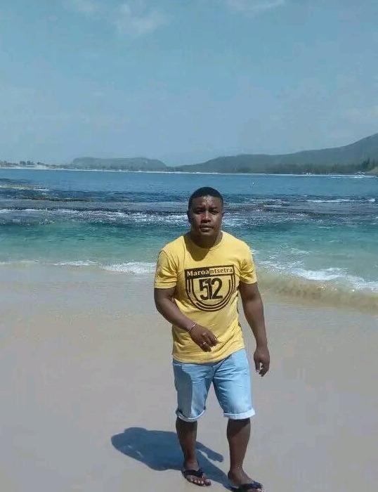 Angelicot, 33, Toamasina