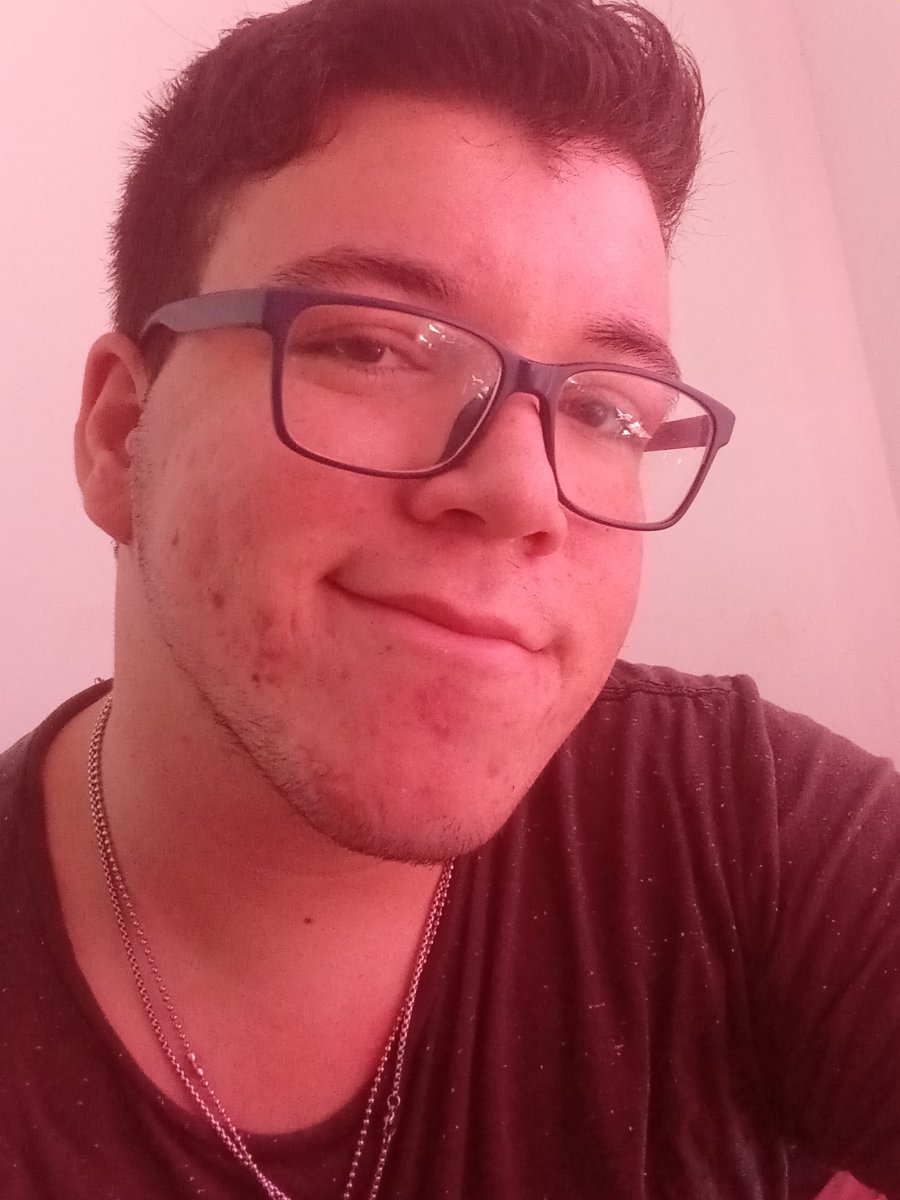 Jhonata, 19, Brésil