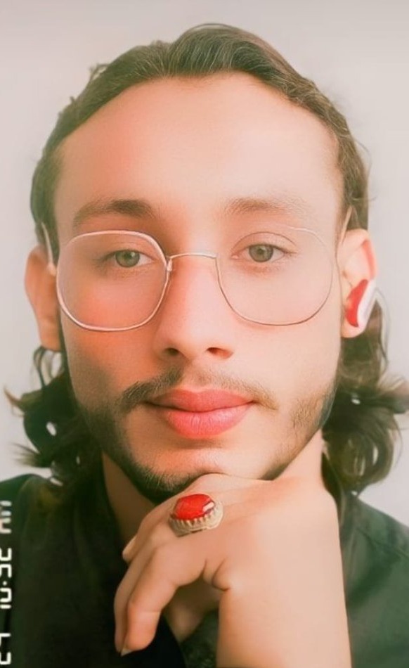 AliRaza, 23, Chichawatni