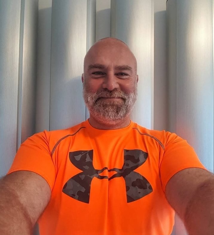 MrSilverback, 41, Adams County