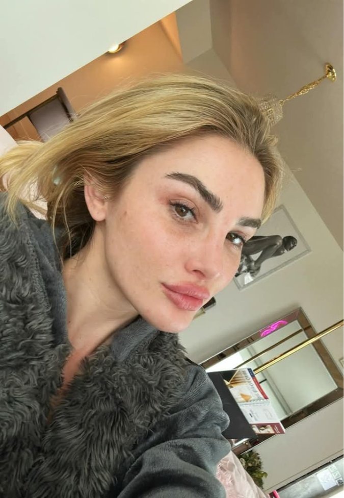 Kenzie, 24, Canada