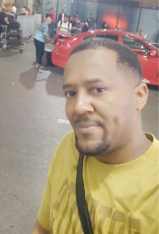 max, 38, Allistón