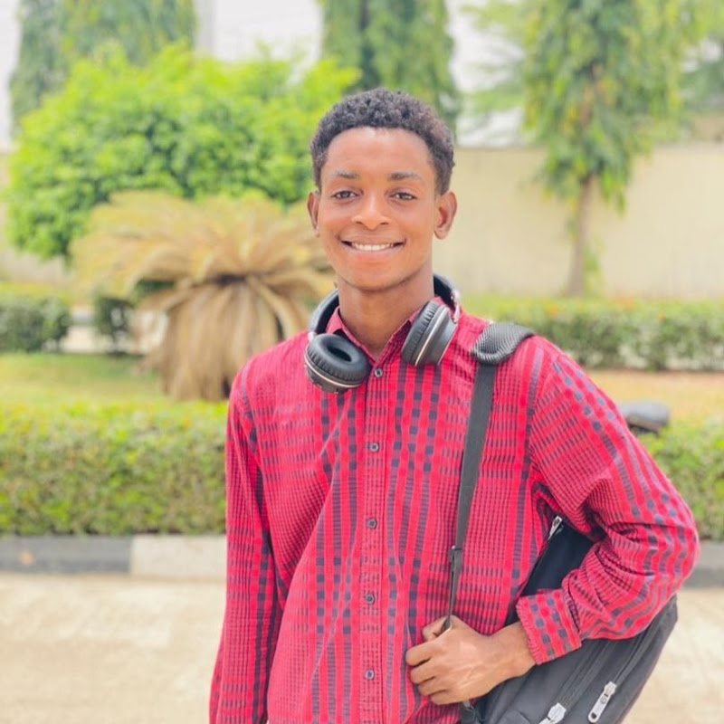 FavourOwoicho, 23, Nigeria