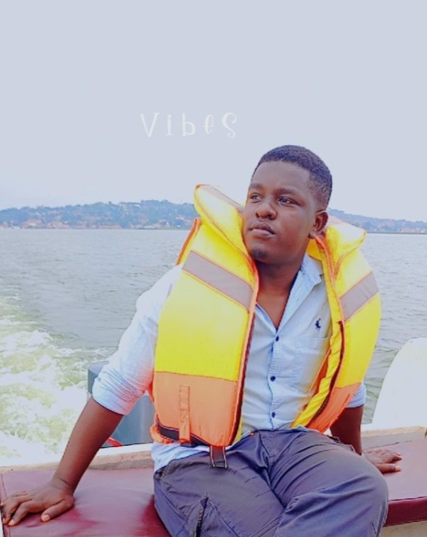 Foto Mutebi
