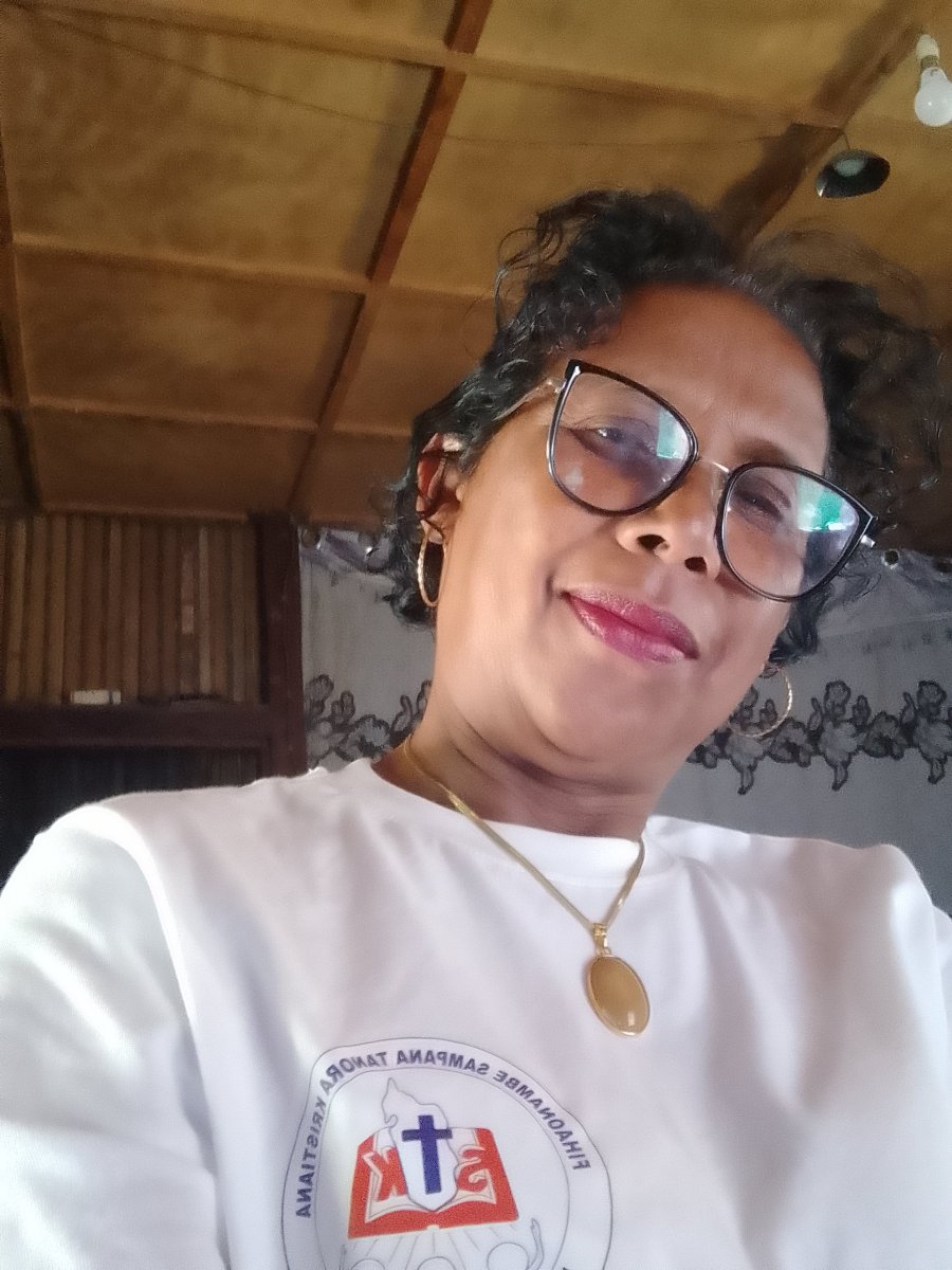 Marcelle, 57, Toamasina