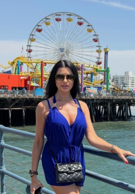 SophiaLopez, 30, Akron