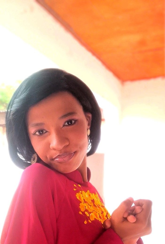 CelineNama, 22, Garoua
