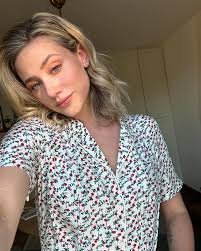 Photo of MARY