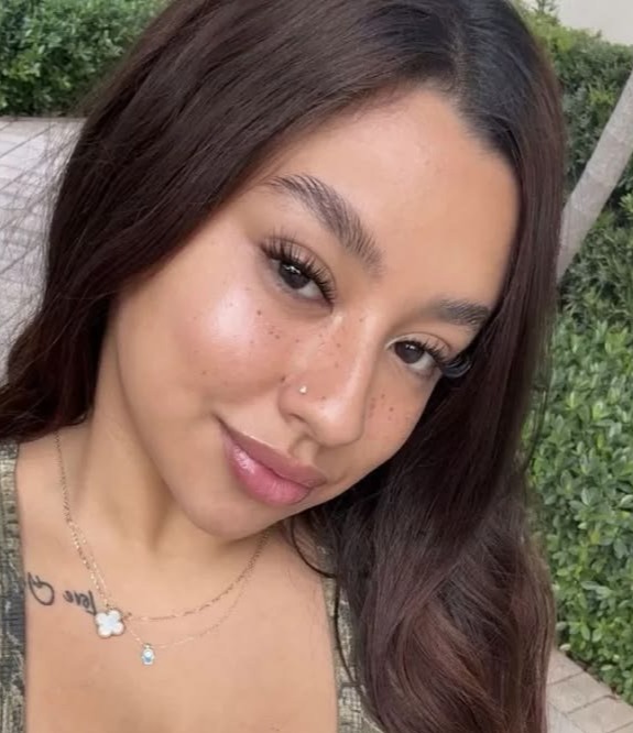 Sophia Williams, 22, Дерево
