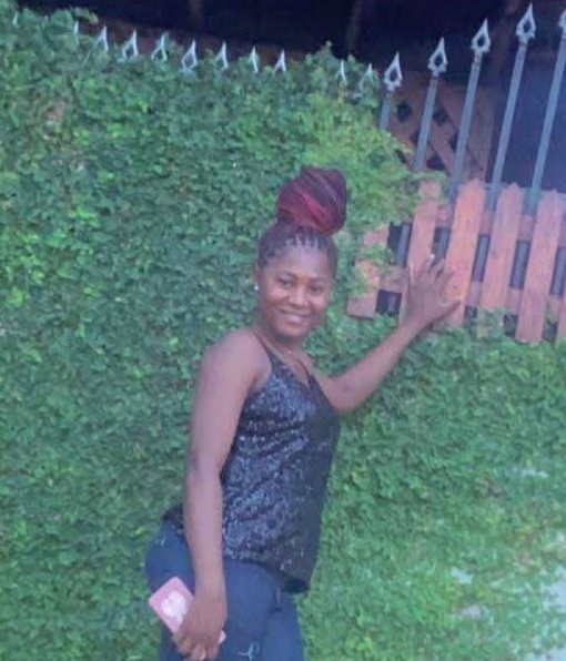 AnnStories, 27, Rossland