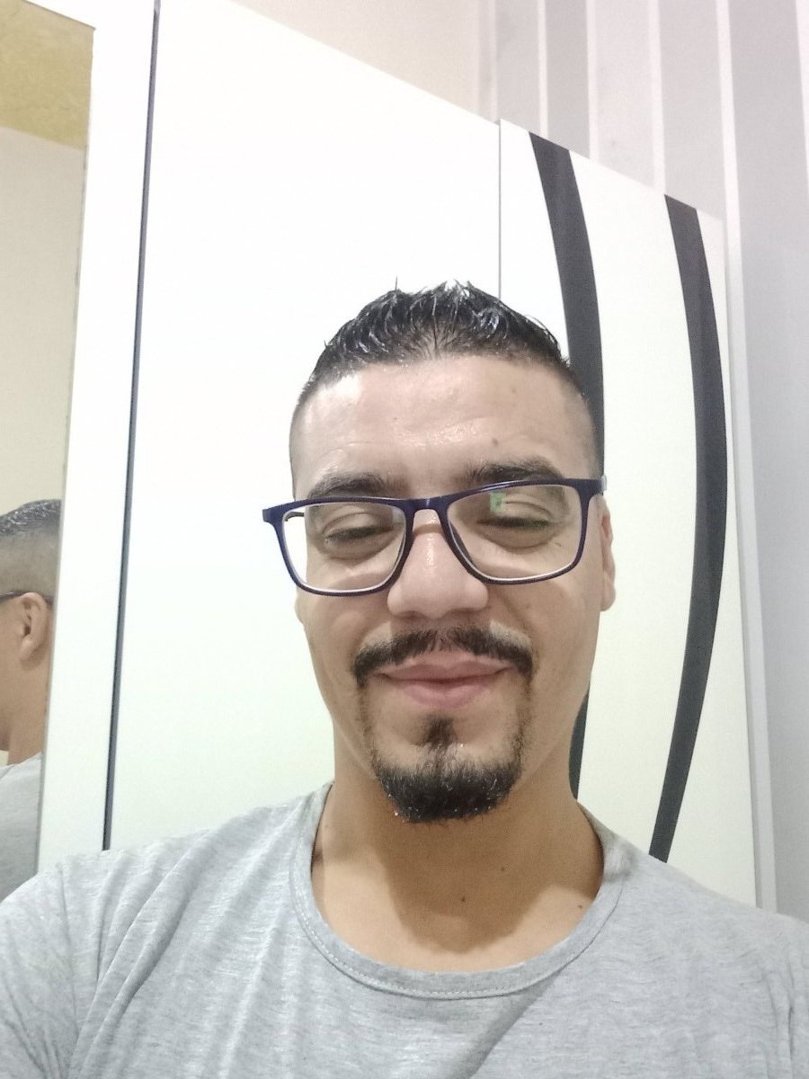 mouhssine, 35, Larache