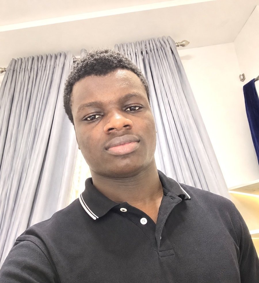 DestinyS, 26, Agege