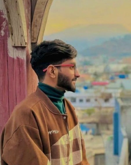 SaqlainAwan, 20, Bhimbar