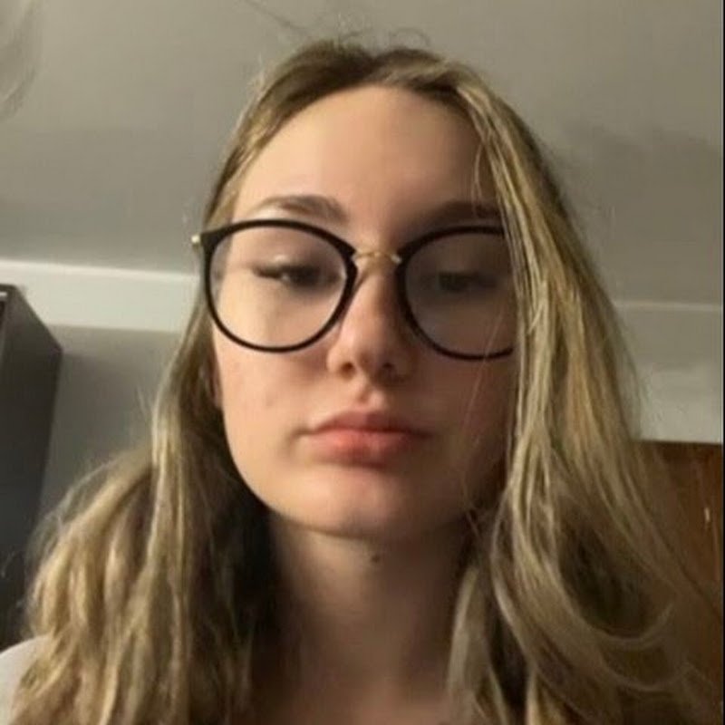 SavannahGrace, 27, Albany