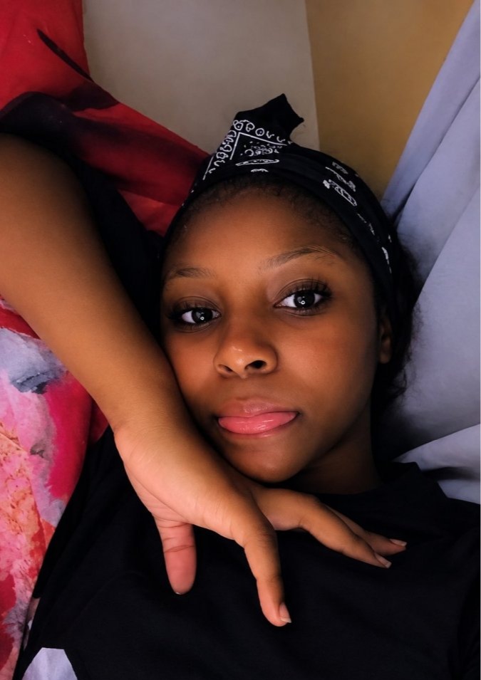 lylac, 20, Entebbe