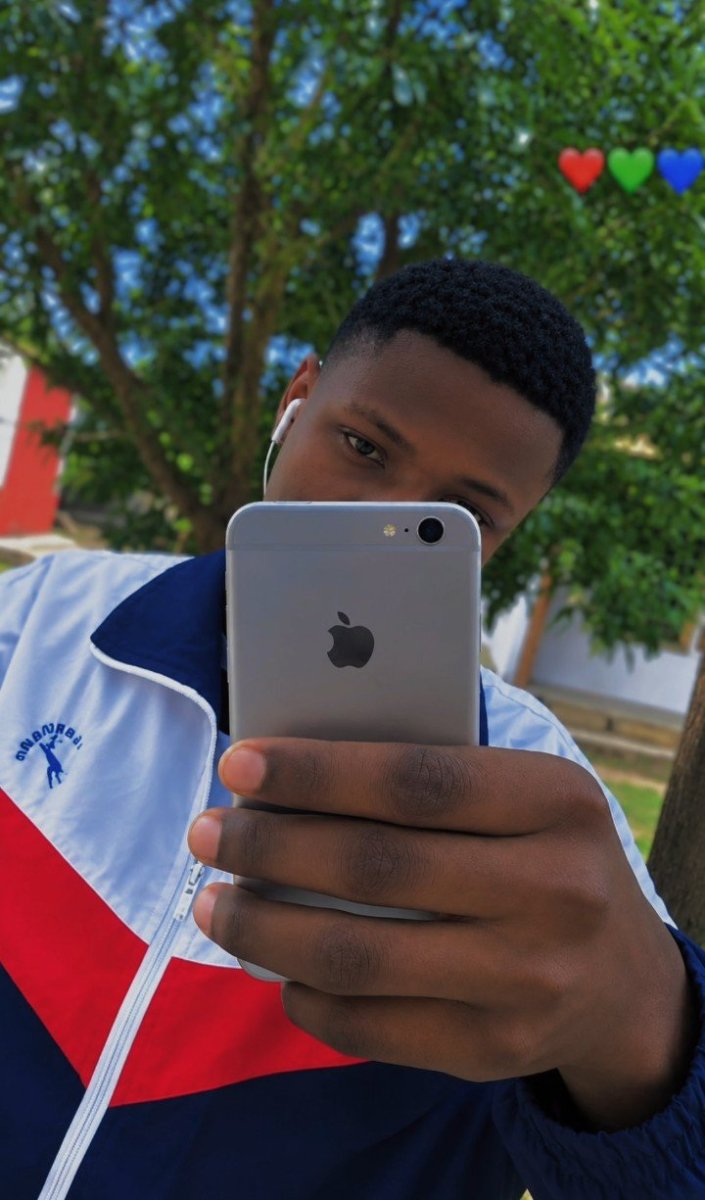 EmmanuelJohn, 18, Ikot Ekpene