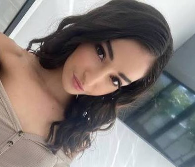 LaraBrunner, 26, An Iarmhí