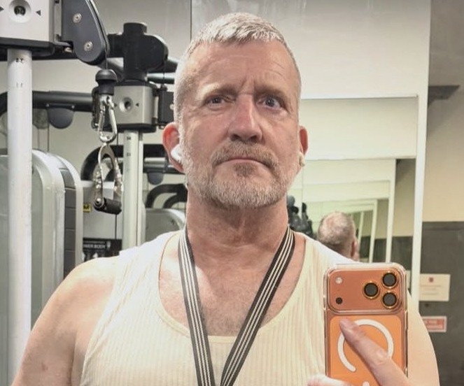 Damien, 54, Auning