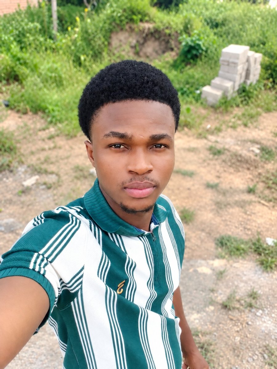 Kévin, 27, Accra