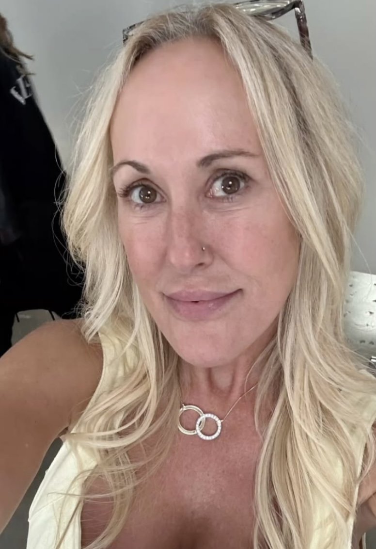 Floriane, 43, Champagne-sur-Oise