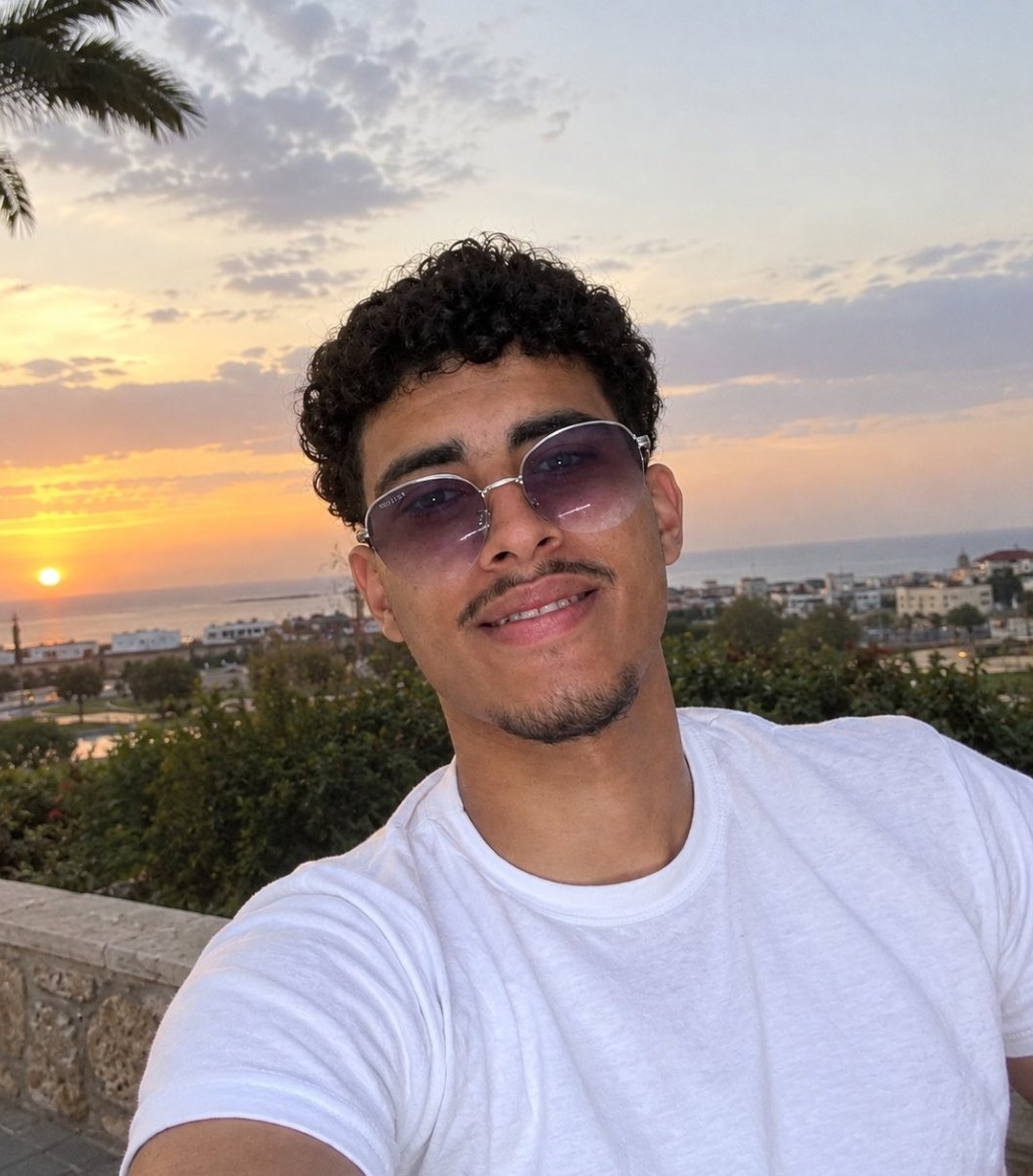 Aymen, 20, Morocco