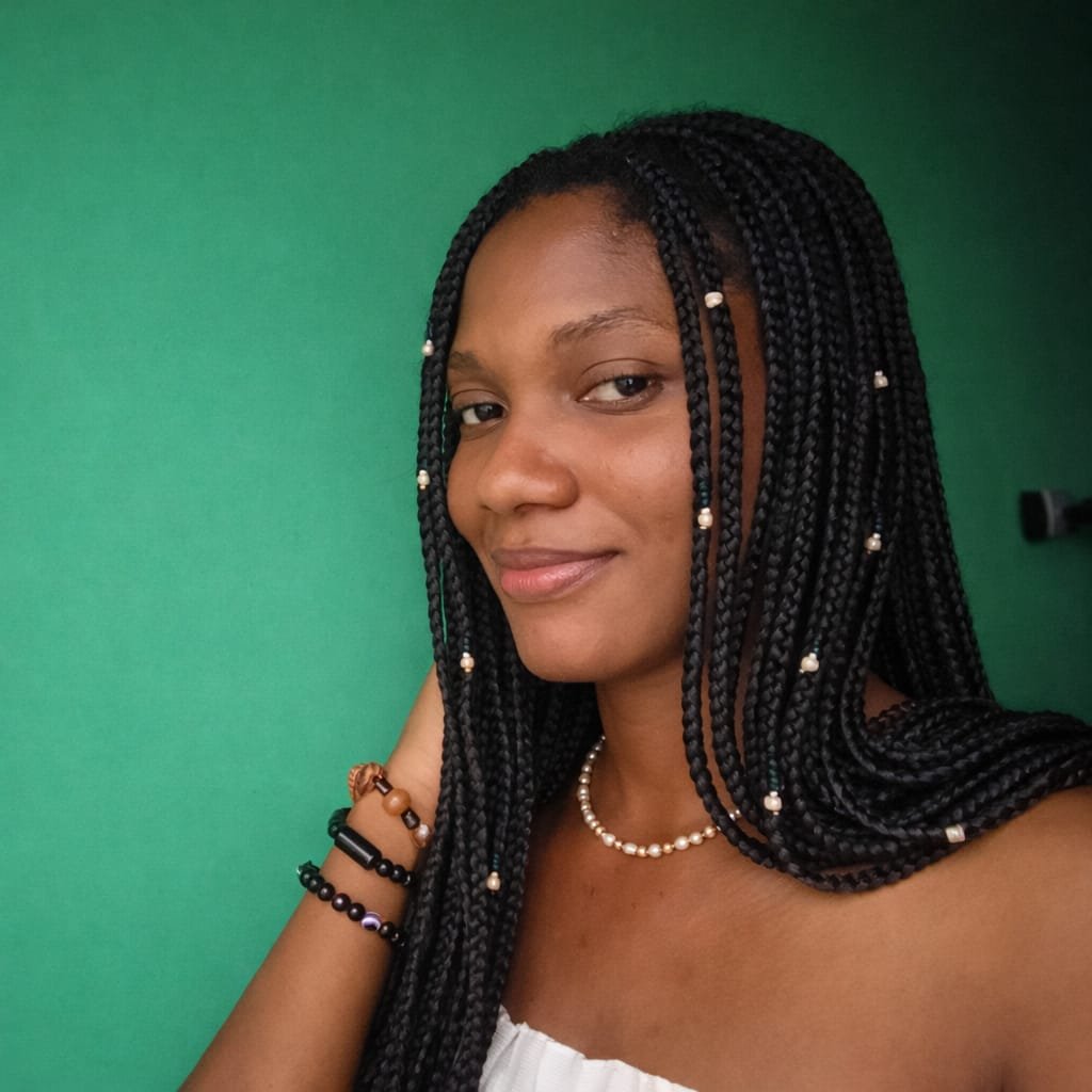 Dina, 25, Abomey-Calavi