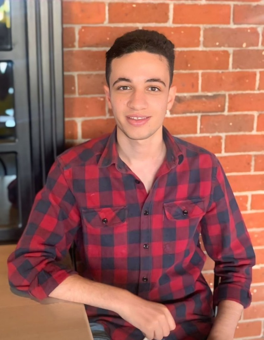 Mahmoud, 22, Al Manşūrah