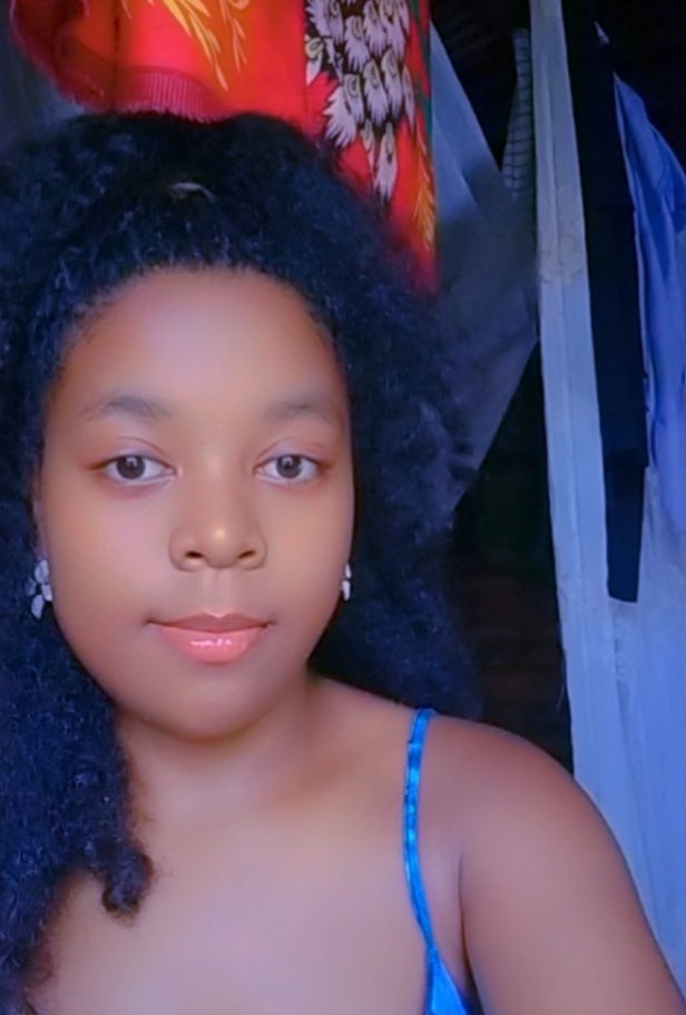 Mélodie Thérèse, 19, Toamasina